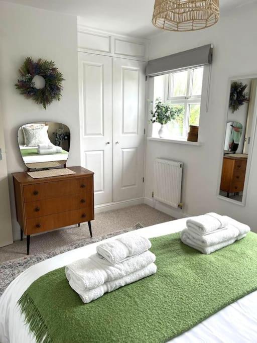 Olive Matlock * Matlock (Derbyshire)